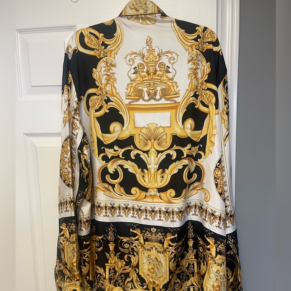Versace Tribute Baroque SS 1992 Shirt - Size 45 - Authentic Luxury - Picture 2 of 6